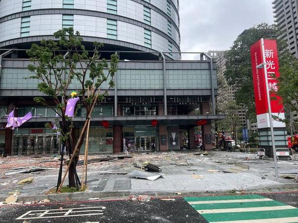 新澳门2025今晚开什么和施工现场坍塌致3死与施工现场坍塌事故