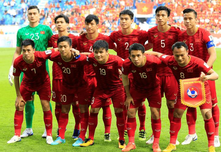 新澳今天晚上9点30分开门吗香港和国足vs印尼迎生死战与国足对印尼